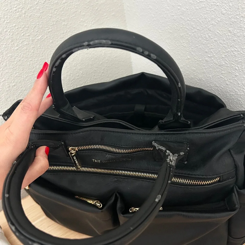 The Honest Co Everything Diaper Bag Black Vegan Leather Tote 10+ pockets